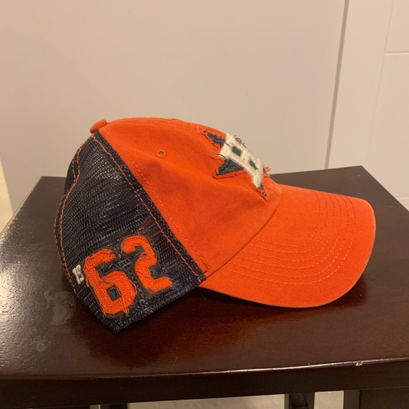 Houston Astro’s MLB Hat - Picture 3 of 10